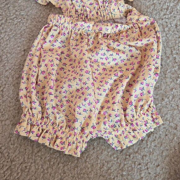 Bailey’s Blossoms Set Of 2 Rompers Size 9-12 Months - Picture 6 of 11